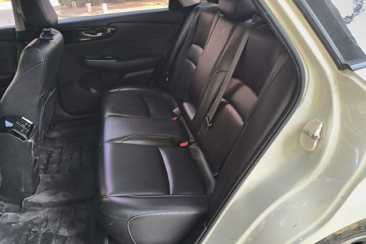 Used Honda Envix 2019 180TURBO CVT Enjoyment Edition China VI Left Rear Seat