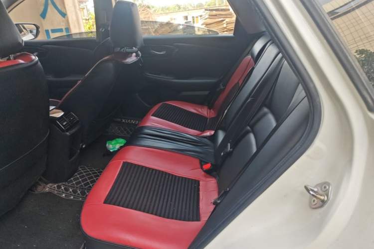 Used Honda Envix 2019 180TURBO CVT Enjoyment Edition China VI Left Rear Seat