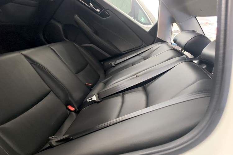Used Honda Envix 2019 180TURBO CVT Enjoyment Edition China VI Left Rear Seat