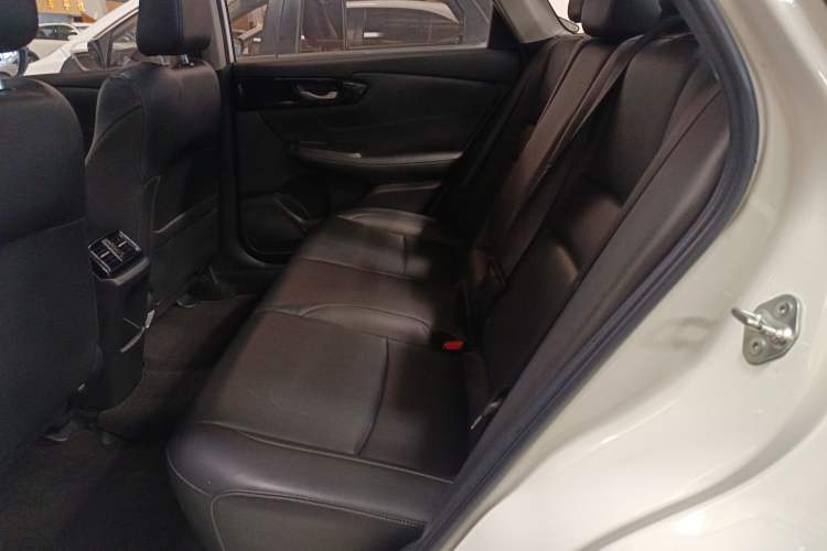 Used Honda Envix 2019 180TURBO CVT Enjoyment Edition China VI Left Rear Seat