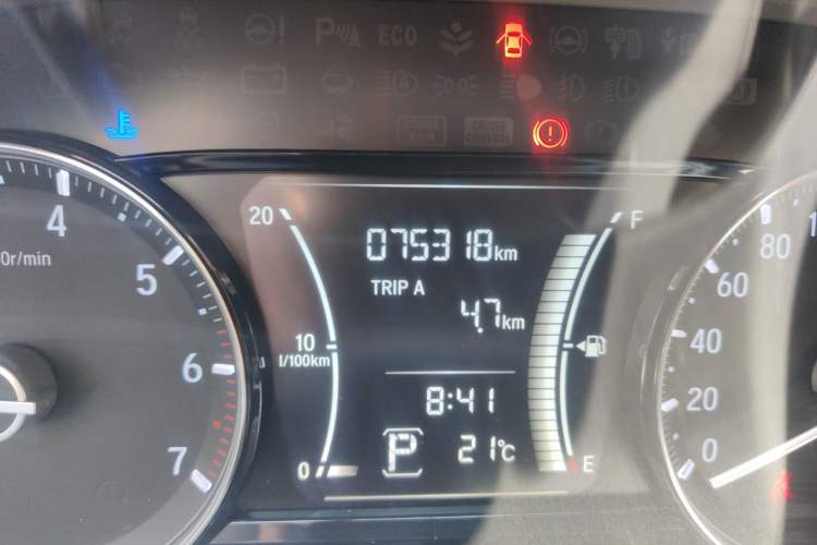 Used Honda Envix 2019 180TURBO CVT Enjoyment Edition China VI Odometer Close Up
