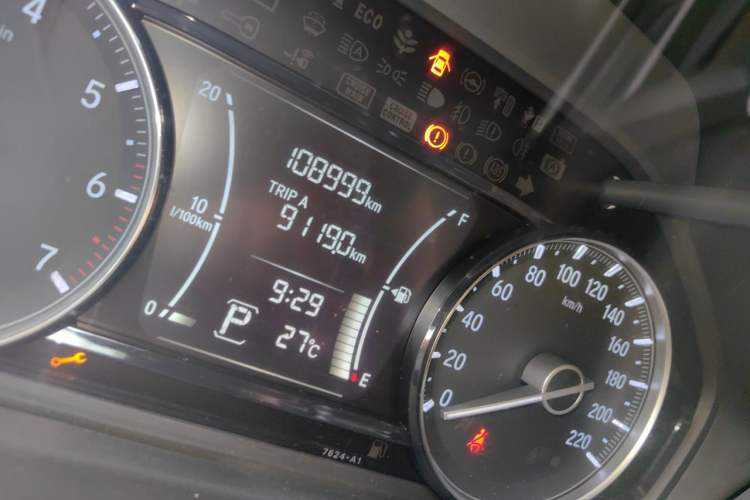 Used Honda Envix 2019 180TURBO CVT Enjoyment Edition China V Odometer Close Up