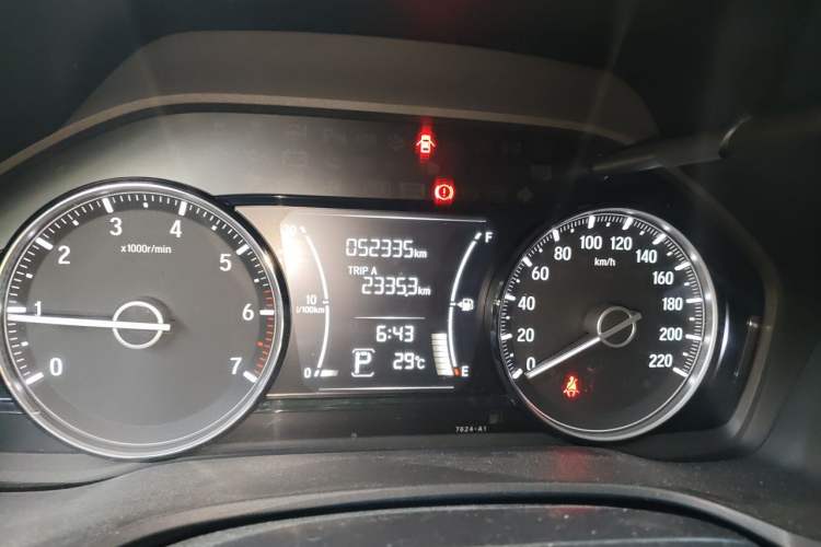 Used Honda Envix 2019 180TURBO CVT Enjoyment Edition China VI Odometer Close Up