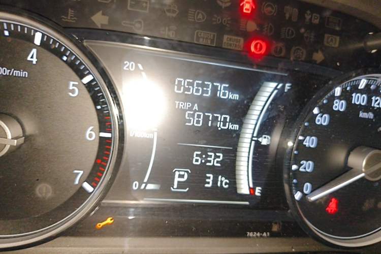 Used Honda Envix 2019 180TURBO CVT Enjoyment Edition China VI Odometer Close Up