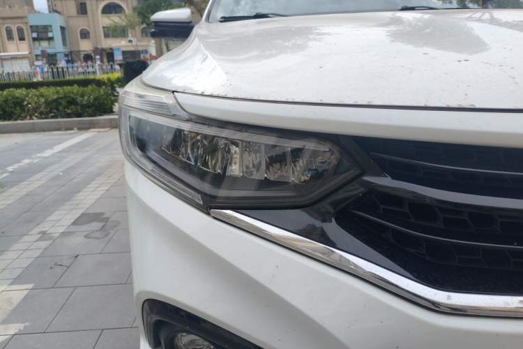 Used Honda Envix 2019 180TURBO CVT Prestige Edition China V Right Front Headlight