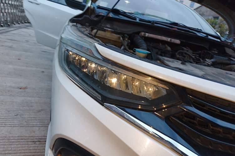 Used Honda Envix 2019 180TURBO CVT Enjoyment Edition China V Right Front Headlight