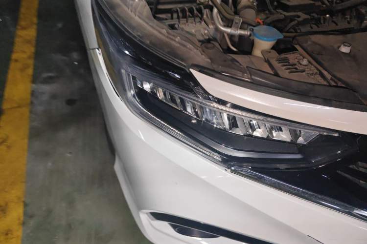 Used Honda Envix 2019 180TURBO CVT Enjoyment Edition China VI Right Front Headlight
