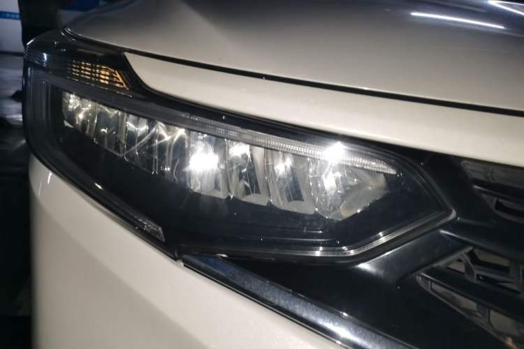 Used Honda Envix 2019 180TURBO CVT Enjoyment Edition China V Right Front Headlight