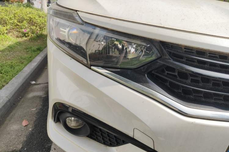 Used Honda Envix 2019 180TURBO CVT Enjoyment Version China V Right Front Headlight