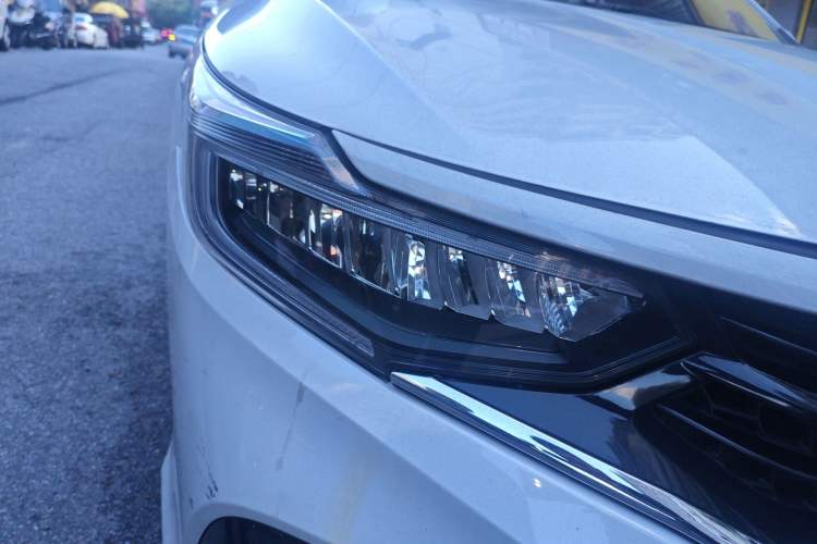 Used Honda Envix 2019 180TURBO CVT Enjoyment Edition China VI Right Front Headlight