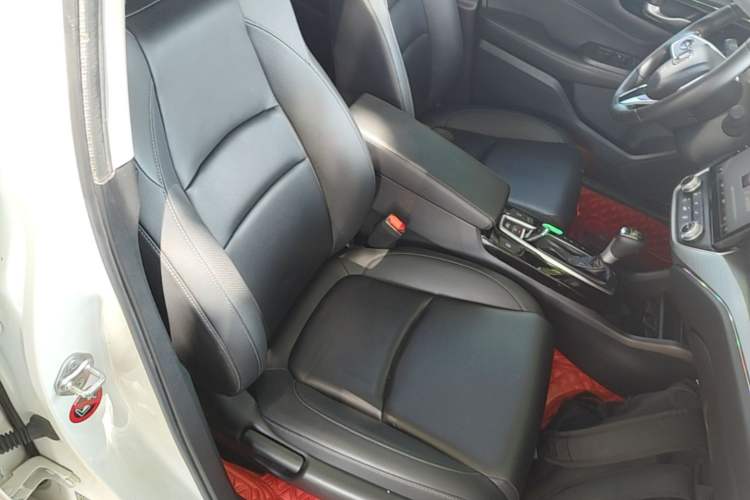 Used Honda Envix 2019 180TURBO CVT Enjoyment Edition China V Right Front Seat