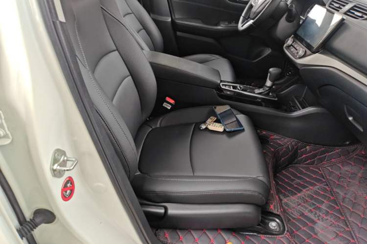 Used Honda Envix 2019 180TURBO CVT Enjoyment Edition China VI Right Front Seat