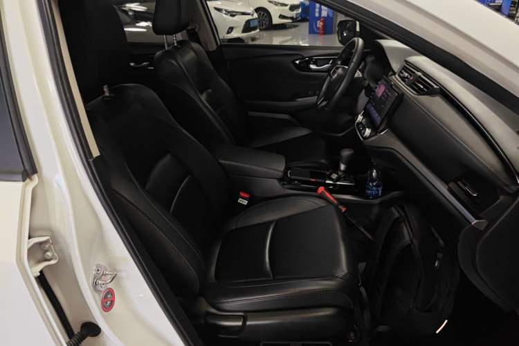 Used Honda Envix 2019 180TURBO CVT Enjoyment Edition China VI Right Front Seat