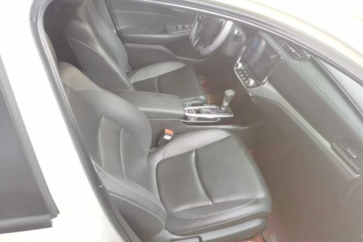 Used Honda Envix 2019 180TURBO CVT Enjoyment Edition China VI Right Front Seat