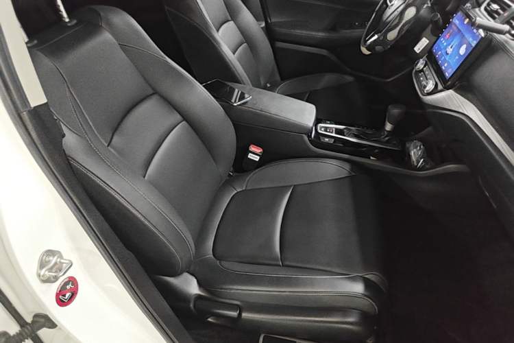 Used Honda Envix 2019 180TURBO CVT Enjoyment Edition China VI Right Front Seat