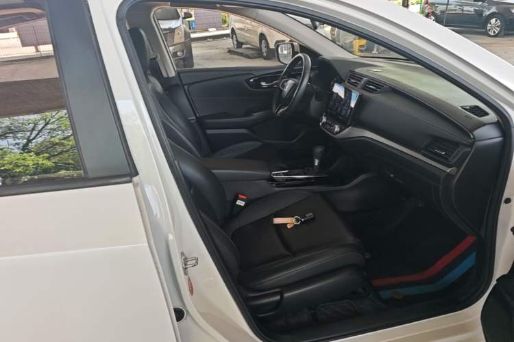 Used Honda Envix 2019 180TURBO CVT Enjoyment Edition China VI Right Front Seat