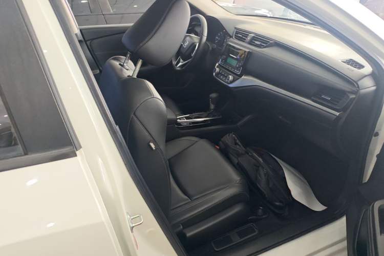 Used Honda Envix 2019 180TURBO CVT Enjoyment Edition China VI Right Front Seat