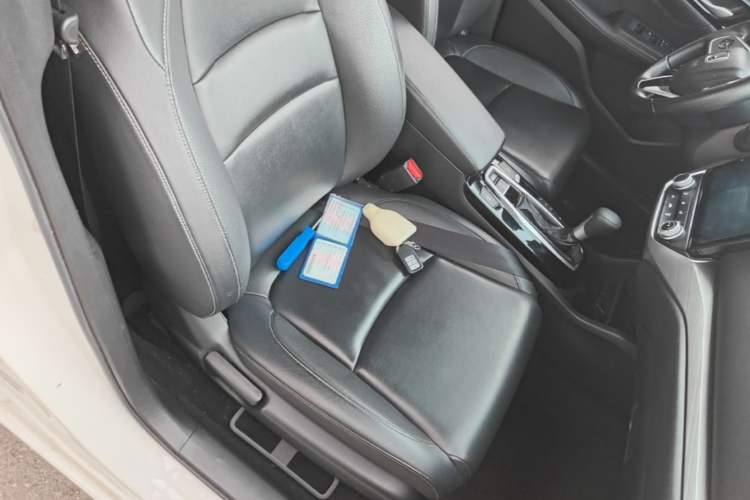 Used Honda Envix 2019 180TURBO CVT Enjoyment Edition China V Right Front Seat