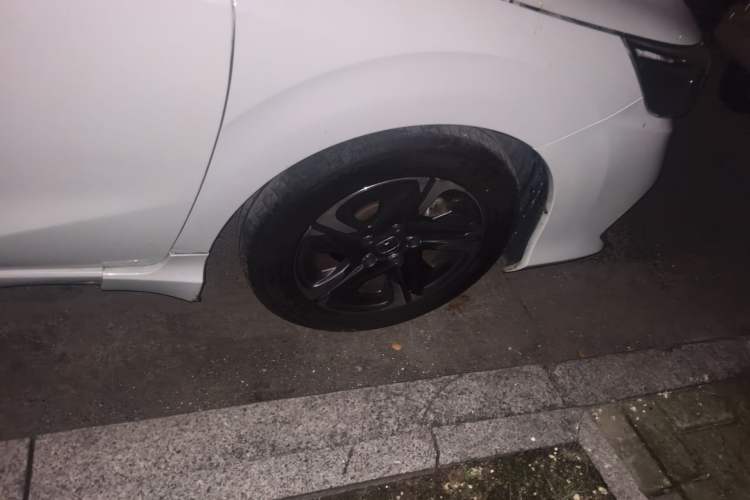 Used Honda Envix 2019 180TURBO CVT Enjoyment Edition China VI Right Front Wheel Hub