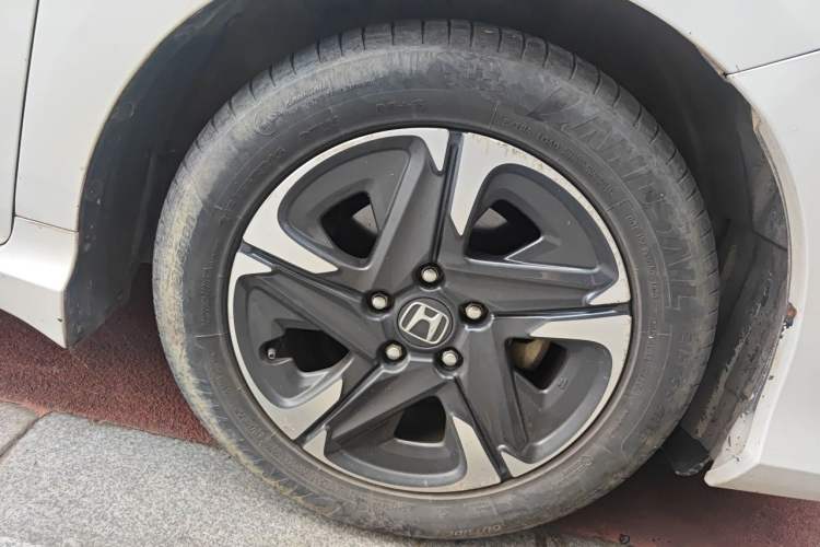 Used Honda Envix 2019 180TURBO CVT Prestige Edition China VI Right Front Wheel Hub