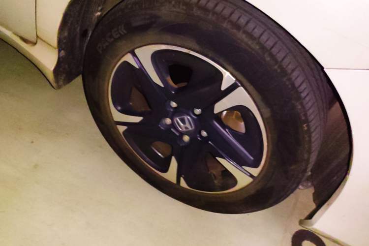 Used Honda Envix 2019 180TURBO CVT Enjoyment Edition China V Right Front Wheel Hub