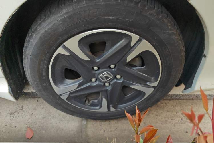 Used Honda Envix 2019 180TURBO CVT Enjoyment Edition China VI Right Front Wheel Hub