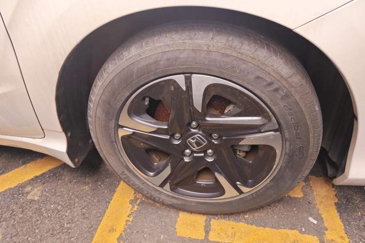Used Honda Envix 2019 180TURBO CVT Enjoyment Edition China VI Right Front Wheel Hub