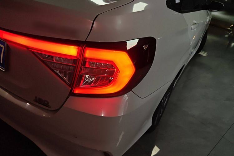 Used Honda Envix 2019 180TURBO CVT Enjoyment Edition China VI Right Rear Taillight