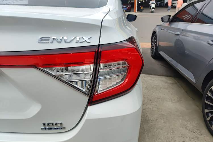 Used Honda Envix 2019 180TURBO CVT Enjoyment Edition China VI Right Rear Taillight