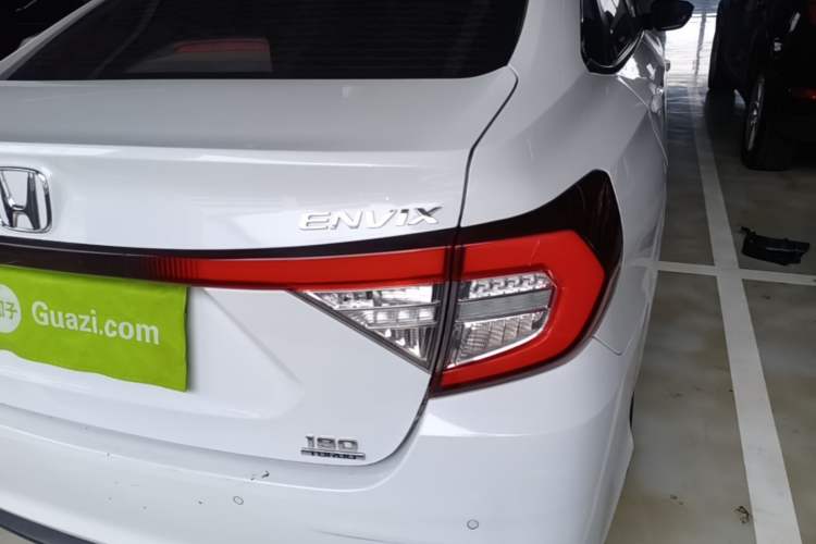 Used Honda Envix 2019 180TURBO CVT Enjoyment Edition China VI Right Rear Taillight