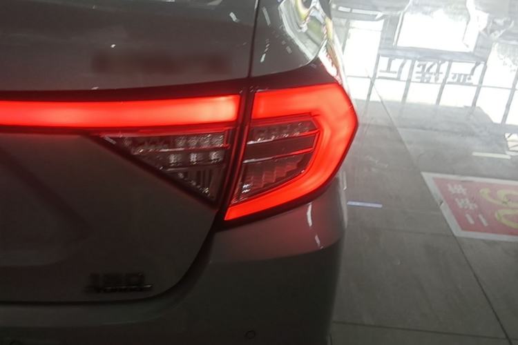 Used Honda Envix 2019 180TURBO CVT Enjoyment Edition China VI Right Rear Taillight