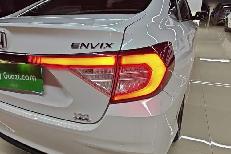 Used Honda Envix 2019 180TURBO CVT Enjoyment Edition China VI Right Rear Taillight