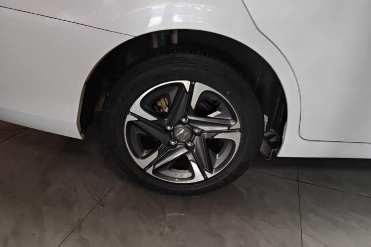 Used Honda Envix 2019 180TURBO CVT Enjoyment Edition China VI Right Rear Wheel Hub