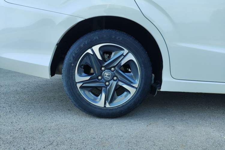 Used Honda Envix 2019 180TURBO CVT Enjoyment Version China VI Right Rear Wheel Hub
