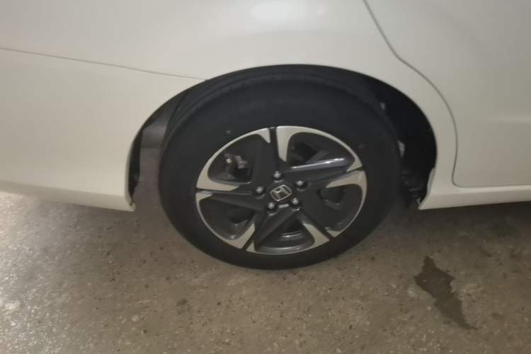 Used Honda Envix 2019 180TURBO CVT Enjoyment Edition China VI Right Rear Wheel Hub