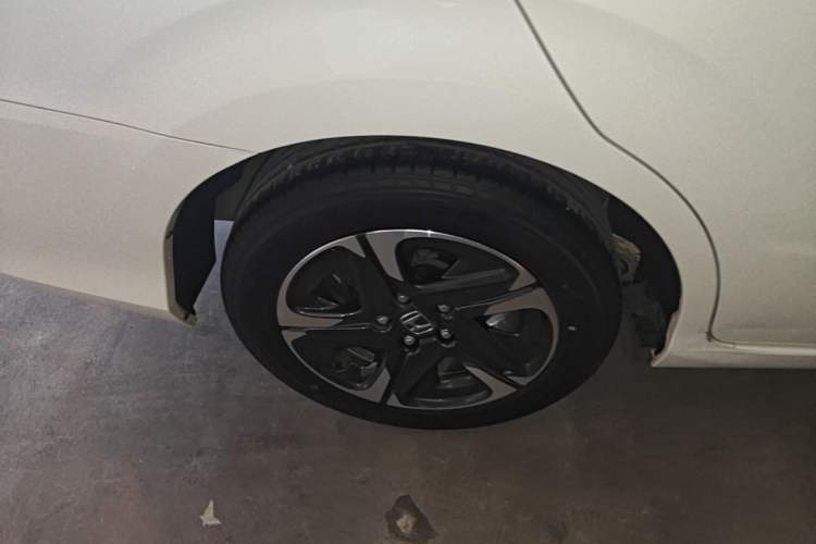 Used Honda Envix 2019 180TURBO CVT Enjoyment Version China VI Right Rear Wheel Hub