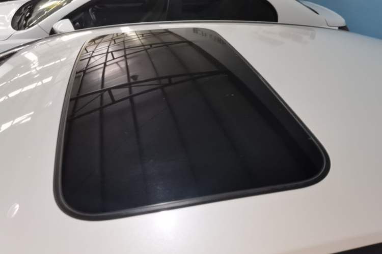 Used Honda Envix 2019 180TURBO CVT Enjoyment Edition China VI Roof
