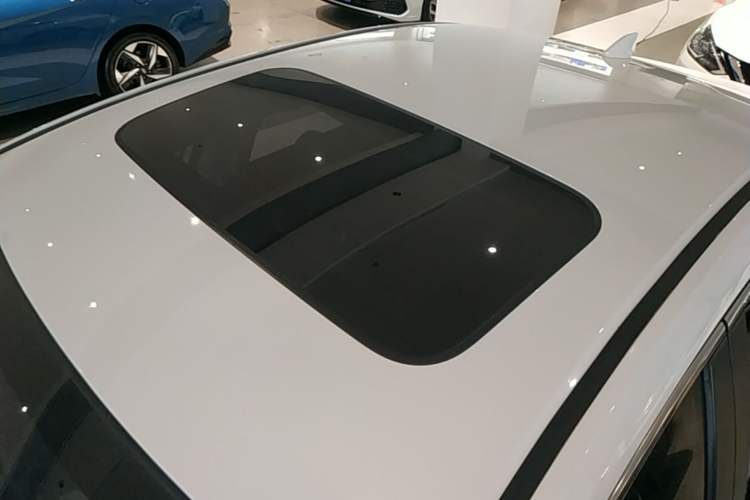 Used Honda Envix 2019 180TURBO CVT Enjoyment Edition China VI Roof