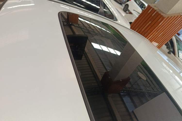 Used Honda Envix 2019 180TURBO CVT Enjoyment Edition China VI Roof