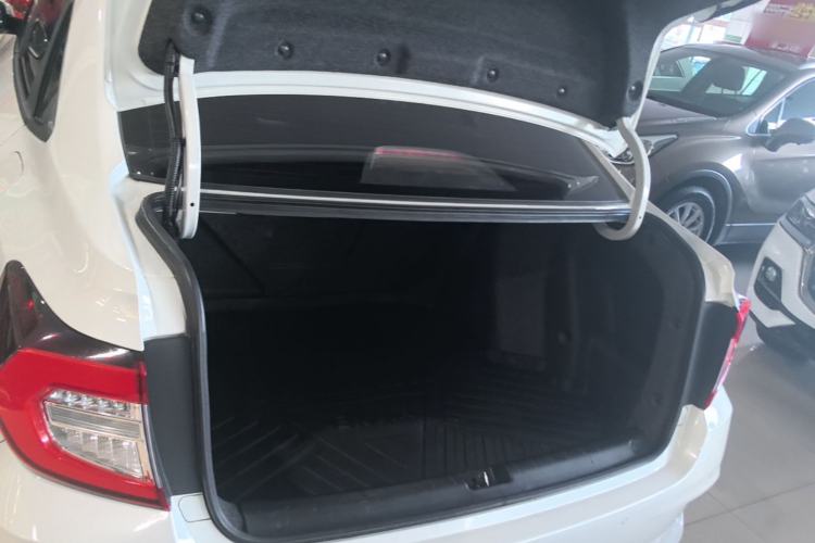 Used Honda Envix 2019 180TURBO CVT Enjoyment Edition China VI Trunk