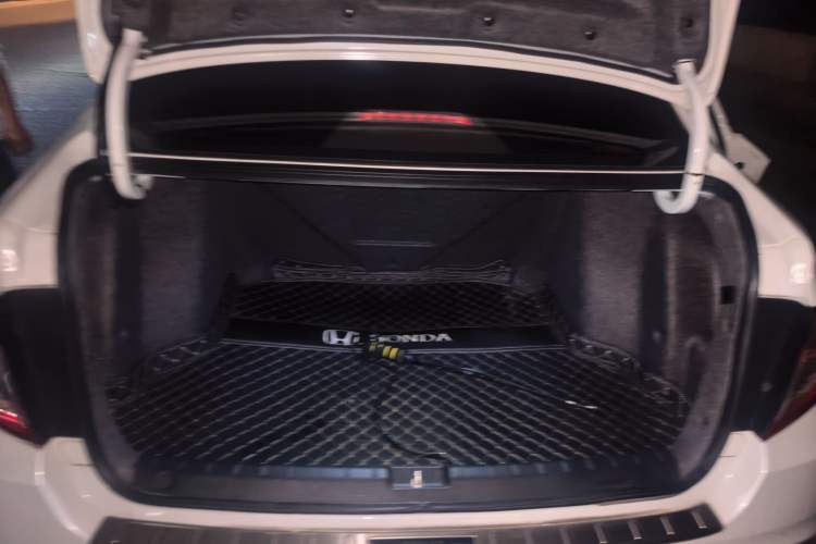 Used Honda Envix 2019 180TURBO CVT Enjoyment Edition China VI Trunk