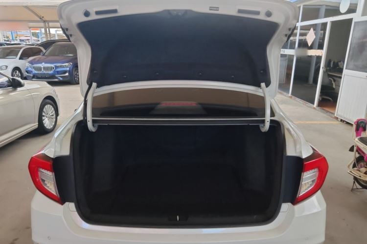 Used Honda Envix 2019 180TURBO CVT Enjoyment Edition China VI Trunk