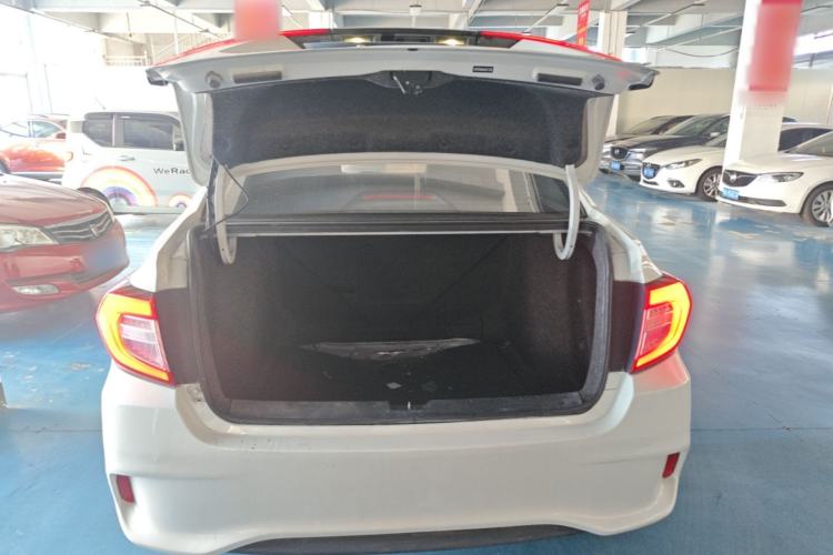 Used Honda Envix 2019 180TURBO CVT Enjoyment Version China VI Trunk