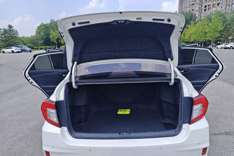 Used Honda Envix 2019 180TURBO CVT Enjoyment Edition China VI Trunk