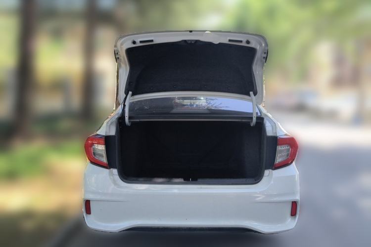 Used Honda Envix 2019 180TURBO CVT Enjoyment Version China VI Trunk