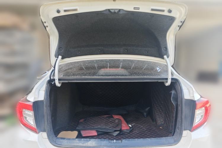 Used Honda Envix 2019 180TURBO CVT Enjoyment Edition China VI Trunk