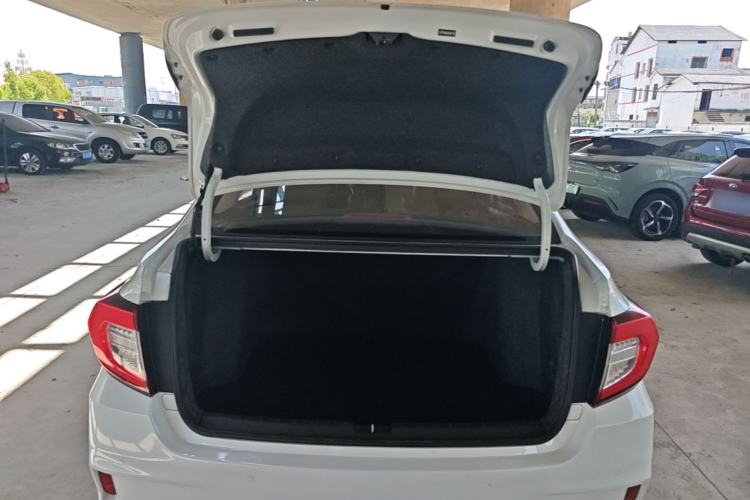 Used Honda Envix 2019 180TURBO CVT Enjoyment Edition China VI Trunk