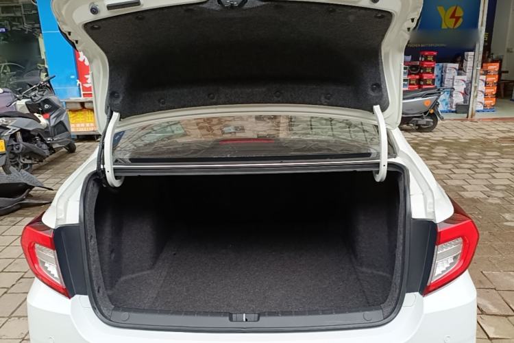 Used Honda Envix 2019 180TURBO CVT Enjoyment Version China VI Trunk