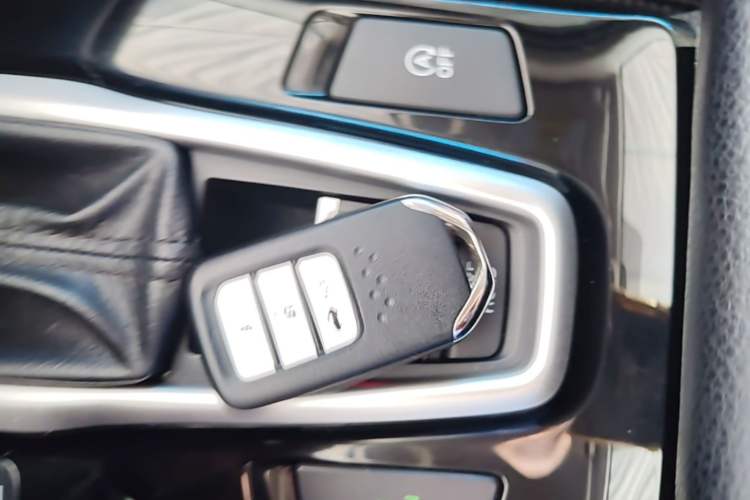 Used Honda Envix 2019 180TURBO CVT Enjoyment Version China VI Vehicle Key