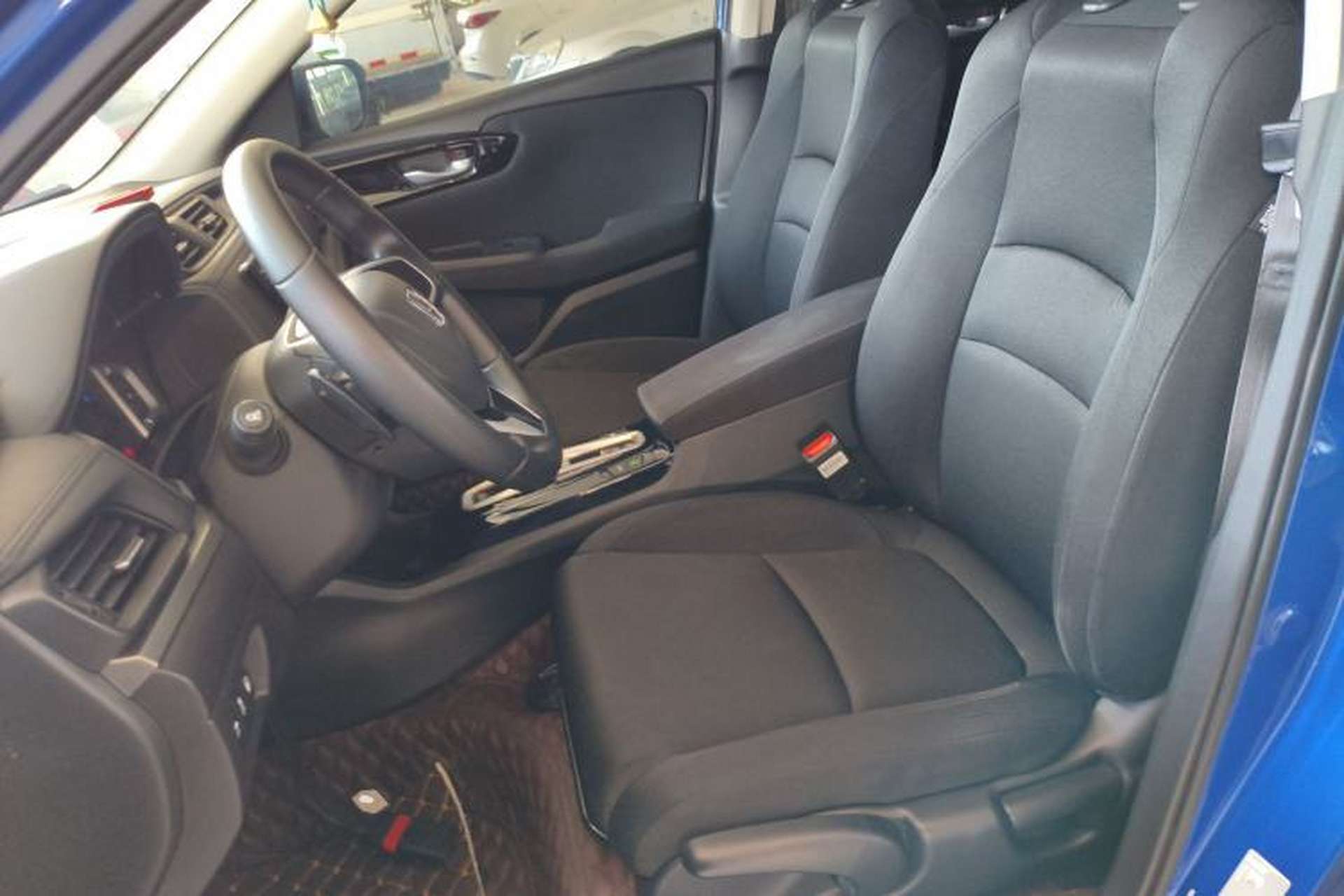 Used Honda Envix 2021 Rui Hybrid 1.5L Pure Comfort Version Left Front Seat